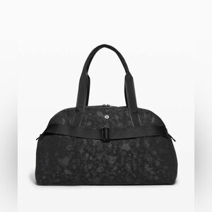 Lululemon Out Of Range Duffel *33L
Fragment Camo Jacquard Black Deep Coal